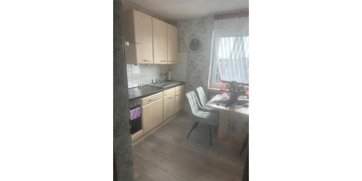 Etagenwohnung Duisburg Walsum - 5.5 Zimmer, 130 m&sup2;, 240.000&euro; | Angebot:23205437