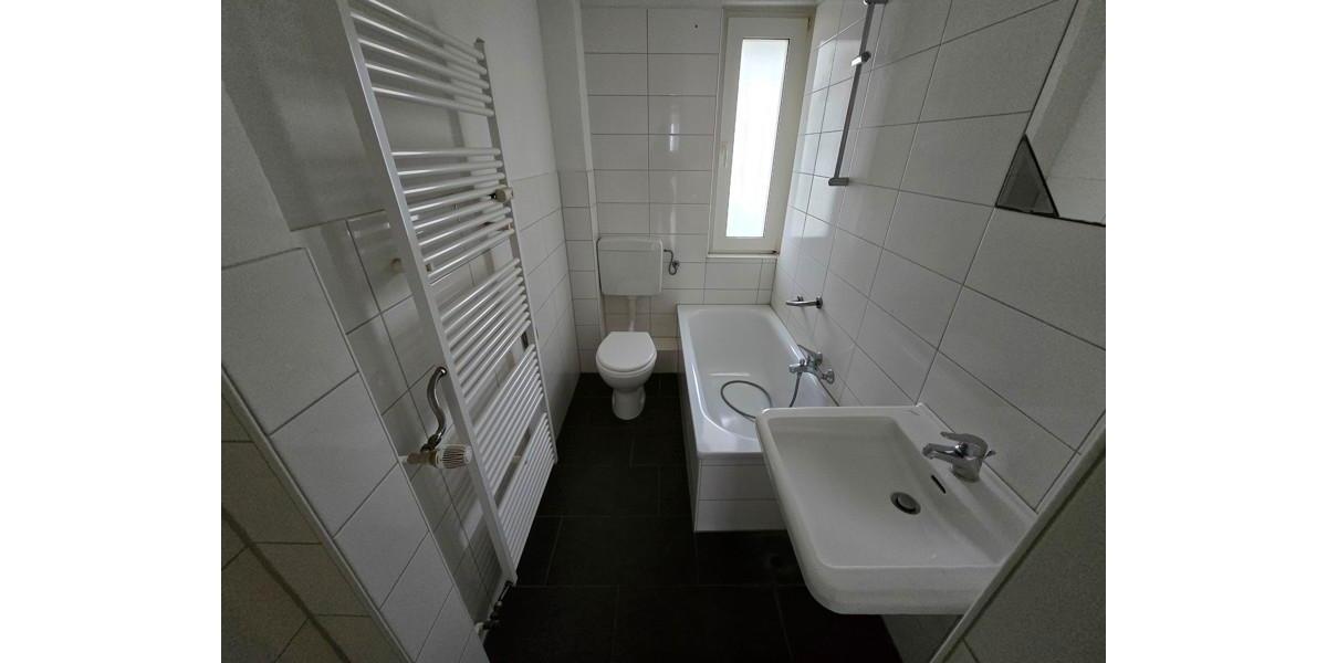 Erdgeschoßwohnung Düsseldorf Stadtbezirk 9 - 2 Zimmer, 54 m&sup2;, 642&euro; | Angebot:25960389