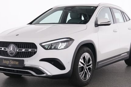 Mercedes-Benz GLA 180 2.463 km 34.885 &euro; Essen 45309
