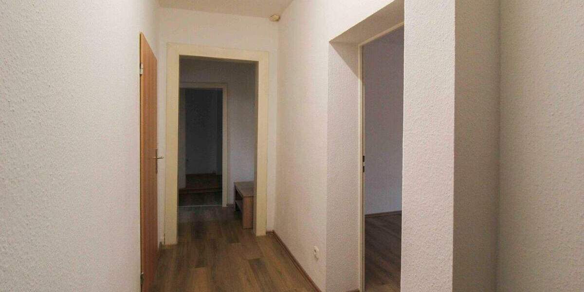 Etagenwohnung Essen Steele - 4 Zimmer, 102 m&sup2;, 135.000&euro; | Angebot:25780383