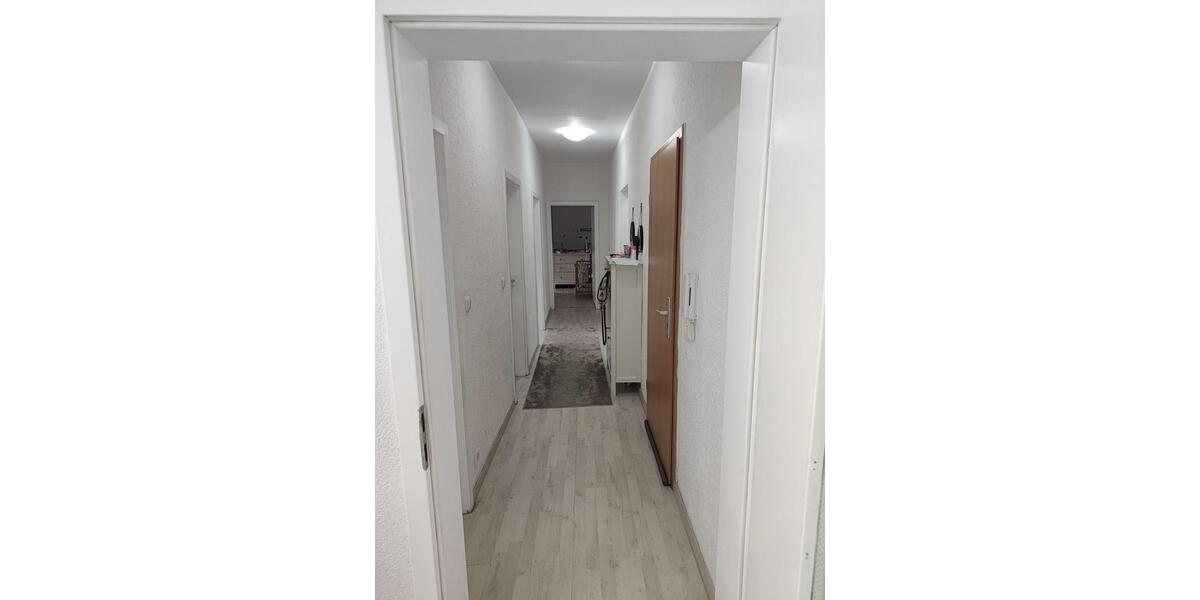 Etagenwohnung Gelsenkirchen Resse - 5 Zimmer, 135 m&sup2;, 1.500&euro; | Angebot:27566341
