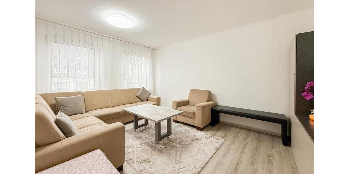 Etagenwohnung Neuss - 3 Zimmer, 70 m&sup2;, 1.050&euro; | Angebot:26039561