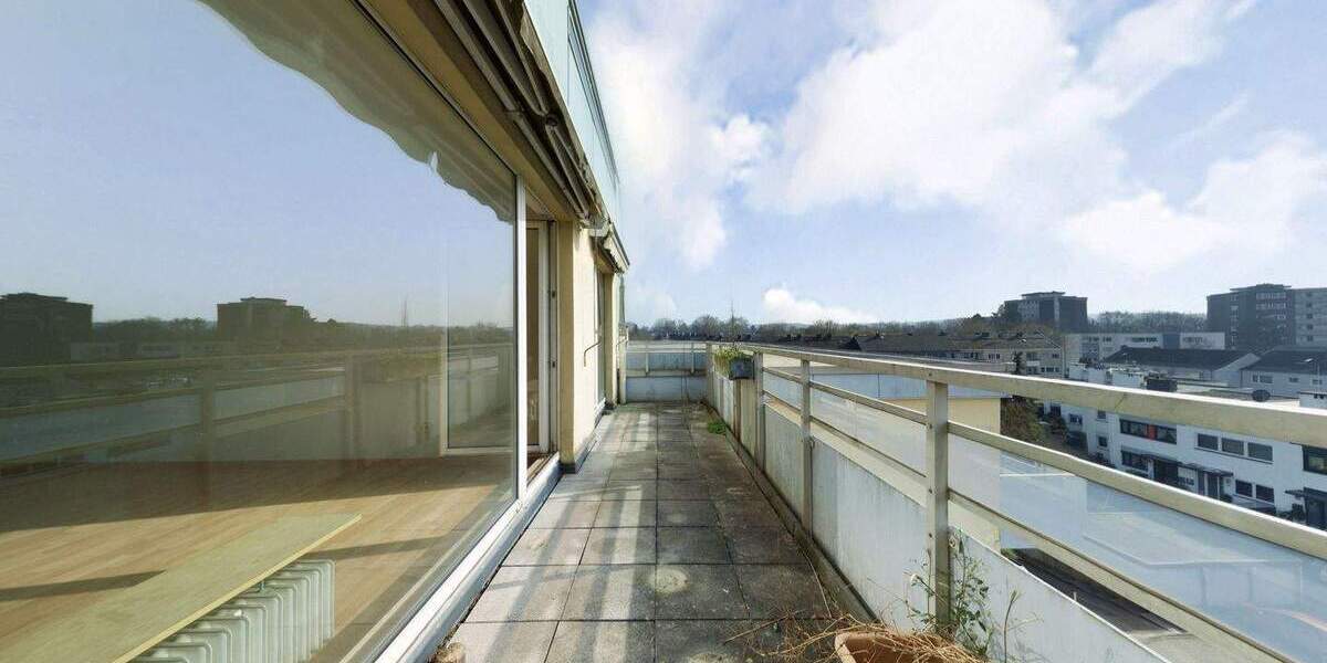 Etagenwohnung Ratingen Zentrum - 3 Zimmer, 87 m&sup2;, 229.000&euro; | Angebot:25916311