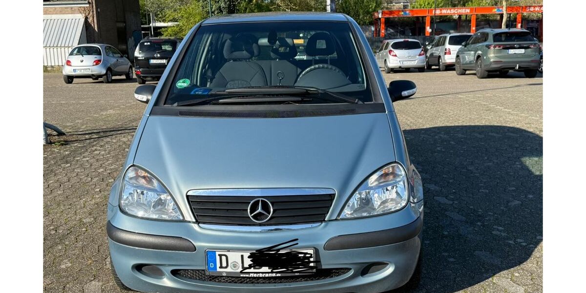 Mercedes-Benz A 140 84.215 km 2.300 &euro; Düsseldorf 40599