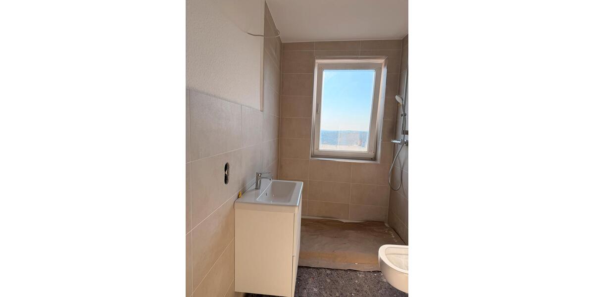 Etagenwohnung Remscheid Gemarkung Bergisch Born - 3 Zimmer, 75 m&sup2;, 906&euro; | Angebot:25839857