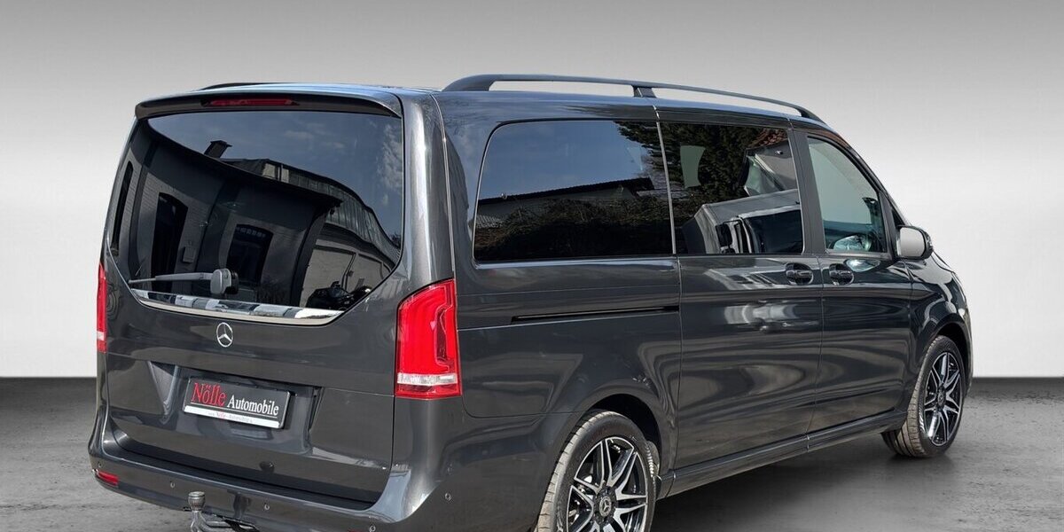 Mercedes-Benz V 300 d 4M lang AMG Leder Mbux StdHz AHK 19` 72.244 km 54.400 &euro; Wuppertal 42327