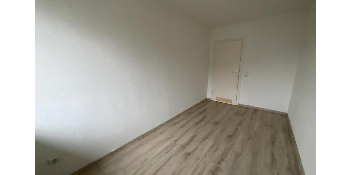 Etagenwohnung Duisburg Duisburg-Mitte - 3 Zimmer, 59 m&sup2;, 609&euro; | Angebot:24301867