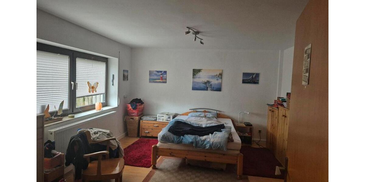 Etagenwohnung Wermelskirchen - 1 Zimmer, 80 m&sup2;, 870&euro; | Angebot:26007081