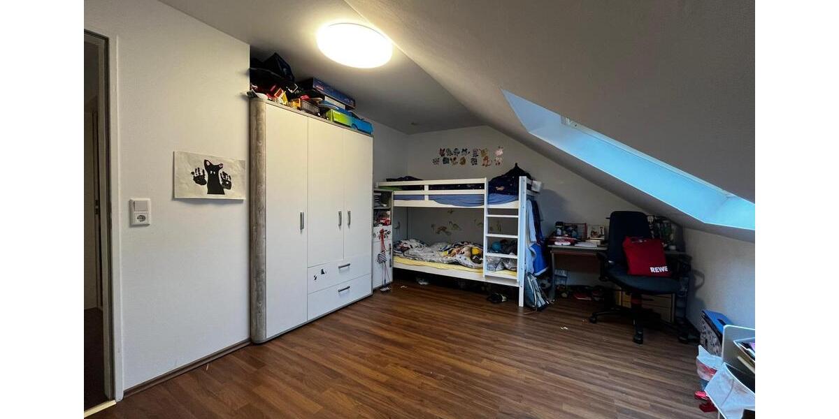 Dachgeschoßwohnung Wuppertal Barmen - 3 Zimmer, 85 m&sup2;, 690&euro; | Angebot:25887336