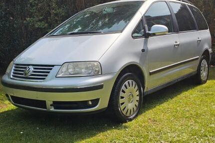 VW Sharan 274.000 km 2.250 &euro; Oberhausen 46119