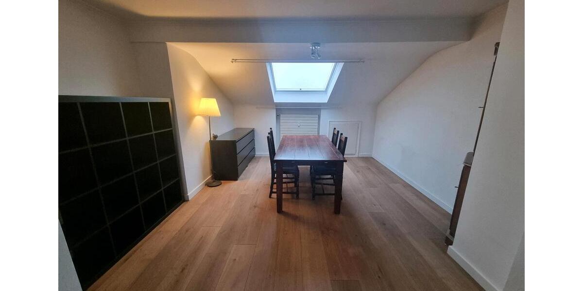 Dachgeschoßwohnung Düsseldorf Stadtbezirk 2 - 2 Zimmer, 66 m&sup2;, 1.686&euro; | Angebot:25892888