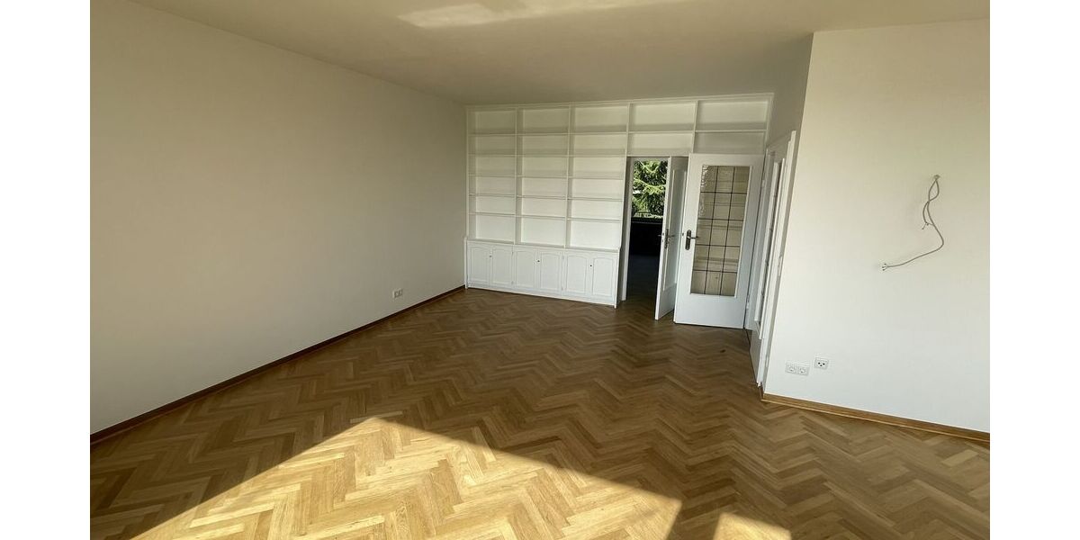 Beste Lage in Oberkassel mit Traumblick auf den Rhein - Maisonettenwohnung Düsseldorf Oberkassel | Angebot:26964483