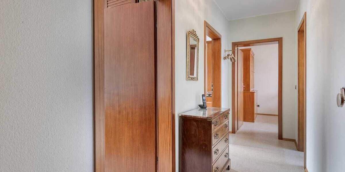 Etagenwohnung Ratingen Zentrum - 3 Zimmer, 65 m&sup2;, 214.200&euro; | Angebot:25796609