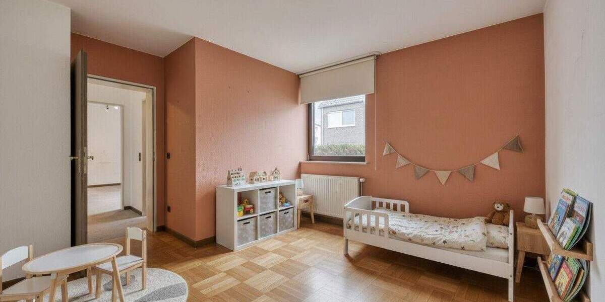 Einfamilienhaus Düsseldorf Benrath - 6 Zimmer, 168 m&sup2;, 740.000&euro; | Angebot:25687703