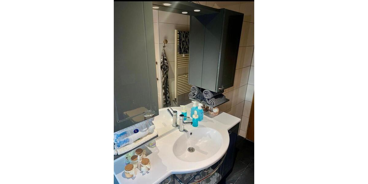 Reihenhaus Duisburg Rheinhausen - 3 Zimmer, 80 m&sup2;, 1.200&euro; | Angebot:25935972