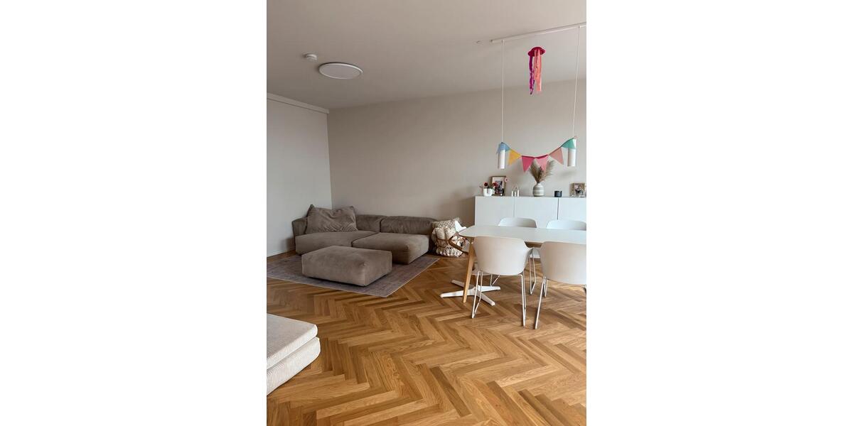 Erdgeschoßwohnung Düsseldorf Stadtbezirk 3 - 3 Zimmer, 91 m&sup2;, 2.450&euro; | Angebot:27539140