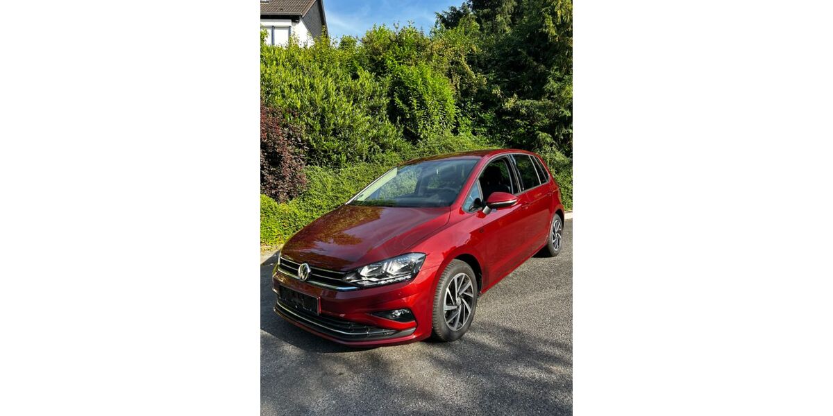 VW Golf Sportsvan 40.300 km 14.490 &euro; Velbert 42549