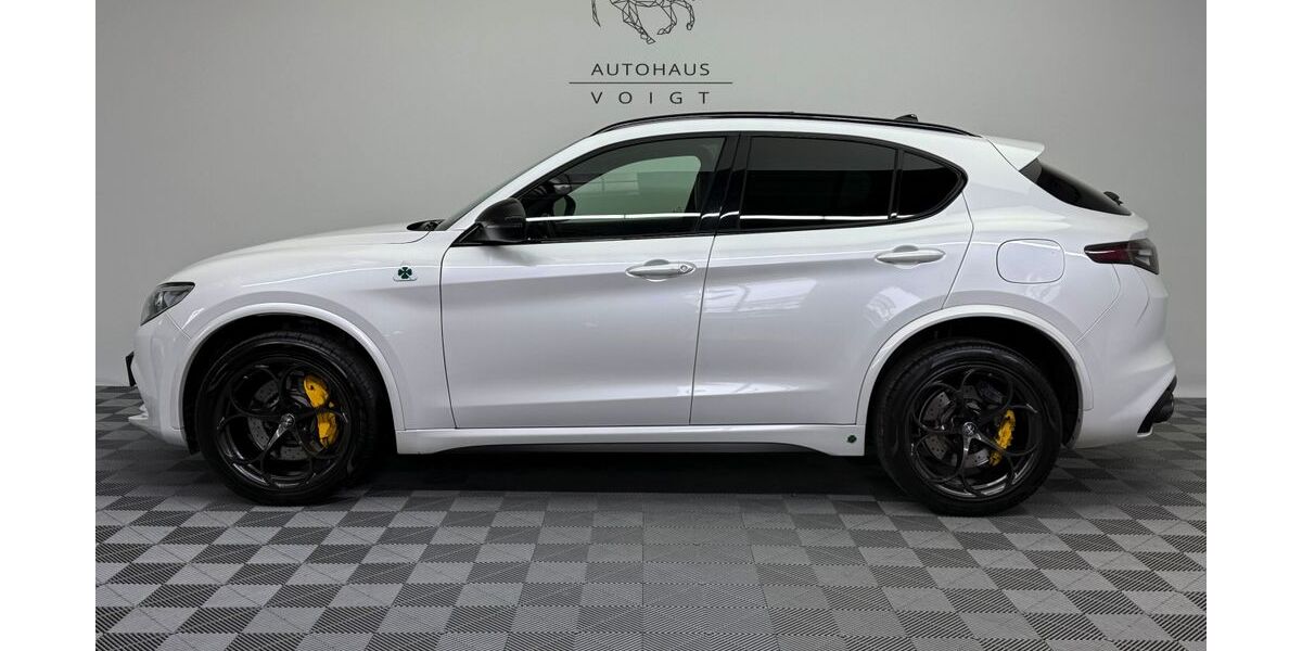 Alfa Romeo Stelvio 67.000 km 53.290 &euro; Radevormwald 42477