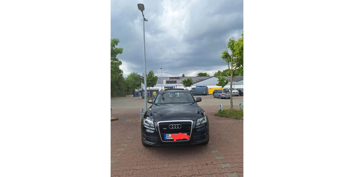 Audi Q5 151.000 km 12.700 &euro; düsseldorf 40227