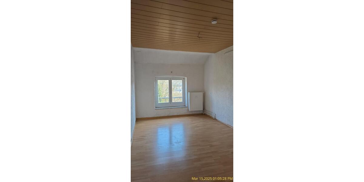 Etagenwohnung Duisburg Duisburg-Mitte - 1 Zimmer, 90 m&sup2;, 650&euro; | Angebot:27568874