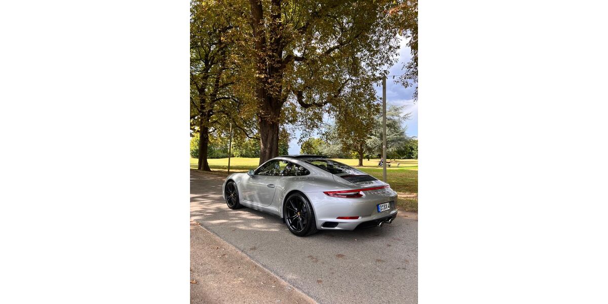 Porsche 991 64.485 km 105.991 &euro; Düsseldorf 40231