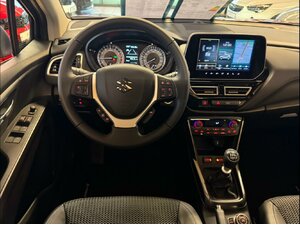 Suzuki SX4 S-Cross Comfort+ AllGrip 5.800 km 31.630 &euro; HAAN 42781