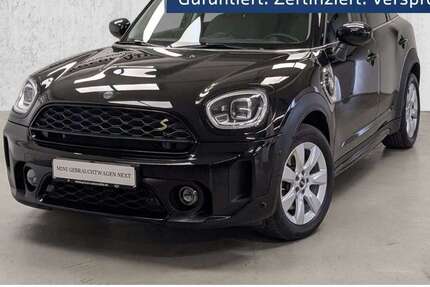 Mini Cooper SE Countryman 86.518 km 23.540 &euro; Düsseldorf 40595