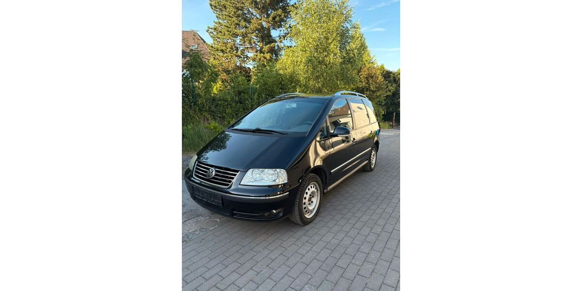 VW Sharan 230.000 km 2.500 &euro; Solingen 42657