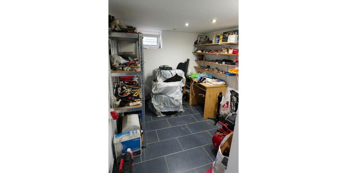 Reihenhaus Duisburg Mittelmeiderich - 4 Zimmer, 150 m&sup2;, 400.000&euro; | Angebot:27502880