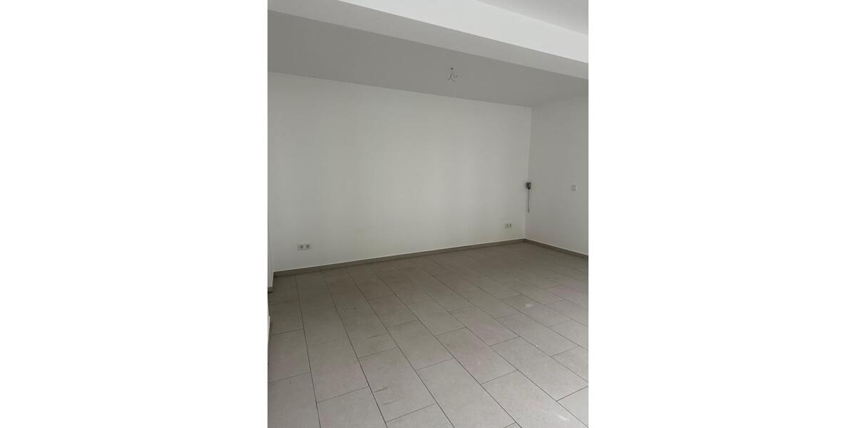 Erdgeschoßwohnung Solingen Burg - 2 Zimmer, 65 m&sup2;, 740&euro; | Angebot:27547788