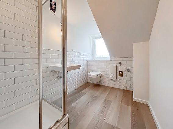 Dachgeschoßwohnung Bochum Wiemelhausen - 2.5 Zimmer, 69 m&sup2;, 897&euro; | Angebot:27572063