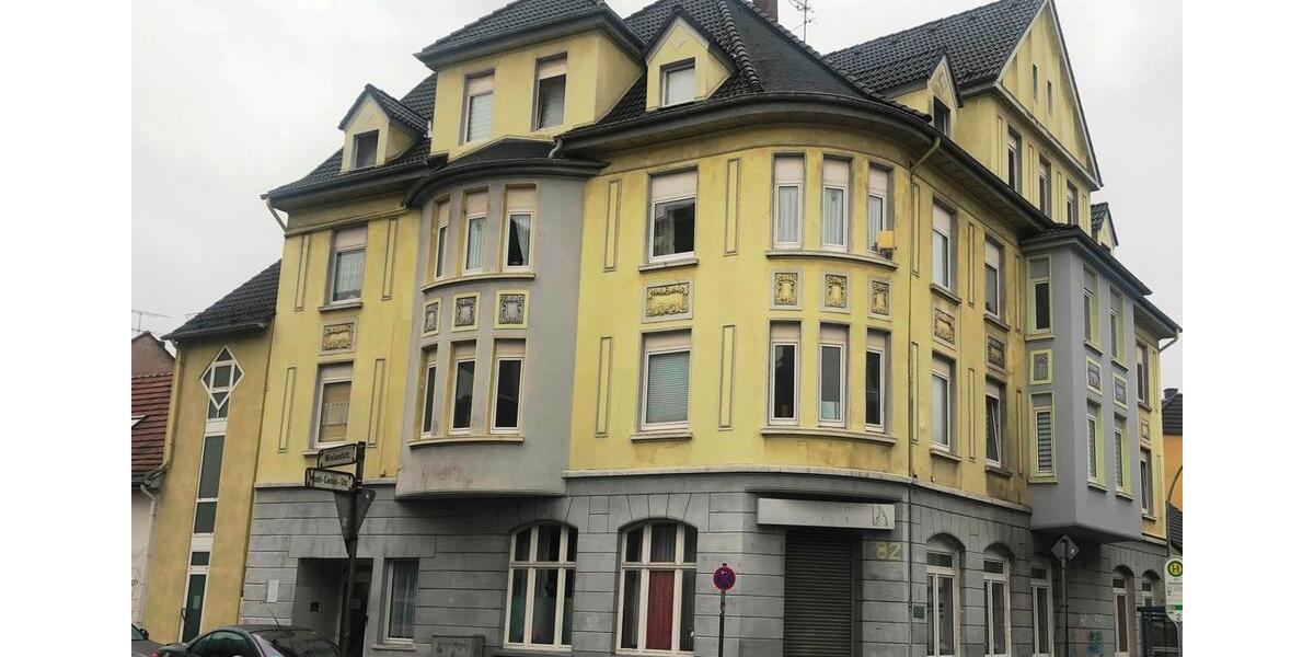 Dachgeschoßwohnung Herne - 9 Zimmer, 180 m&sup2;, 1.530&euro; | Angebot:26126992