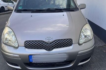 Toyota Yaris 247.000 km 2.500 &euro; Erkrath 40699