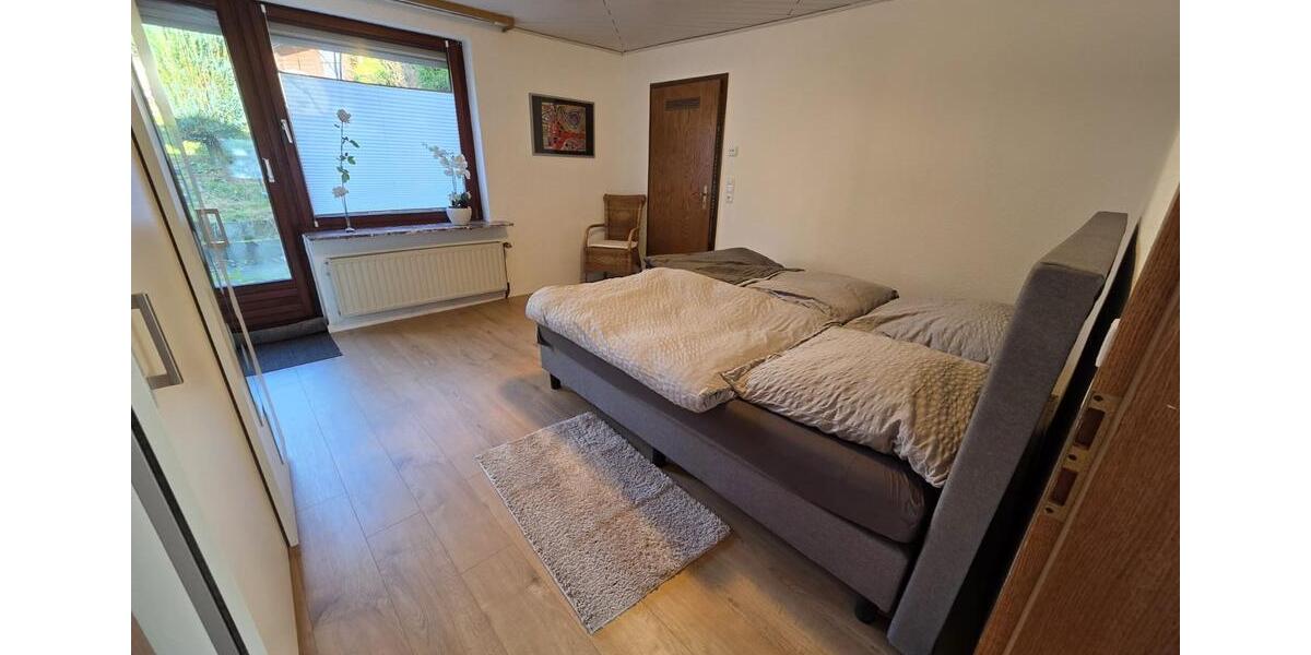 Erdgeschoßwohnung Wuppertal Unterbarmen - 2 Zimmer, 52 m&sup2;, 650&euro; | Angebot:25613617