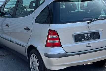 Mercedes-Benz A 160 128.123 km 3.790 &euro; Solingen 42719