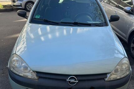 Opel Corsa 155.000 km 1.900 &euro; Düsseldorf 40233