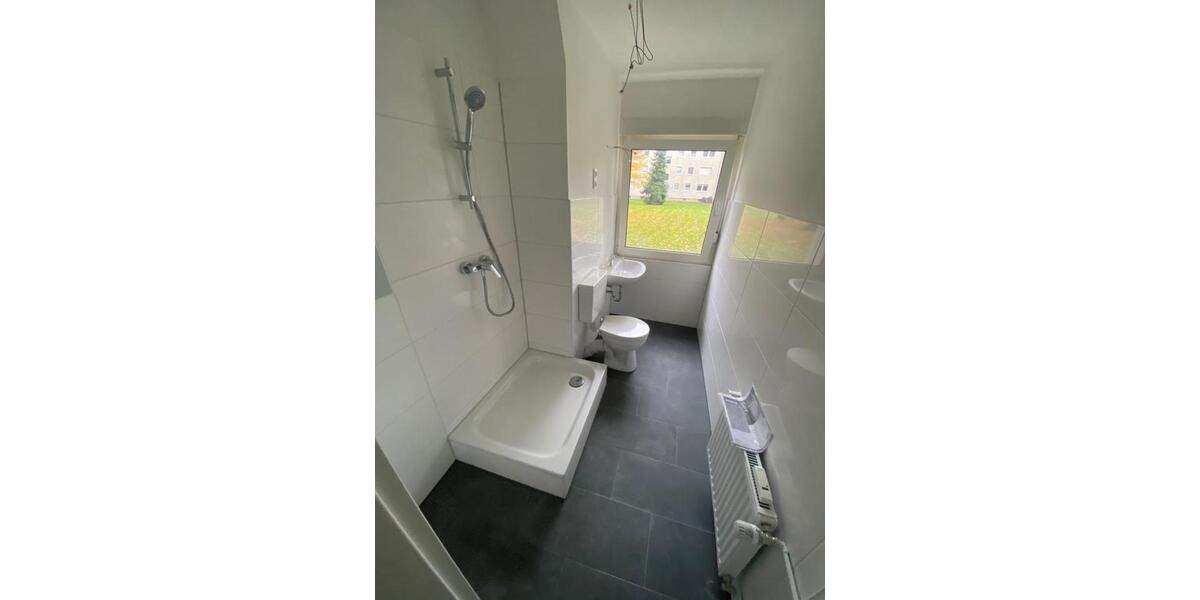 Erdgeschoßwohnung Duisburg Huckingen - 2 Zimmer, 40 m&sup2;, 419&euro; | Angebot:25363932