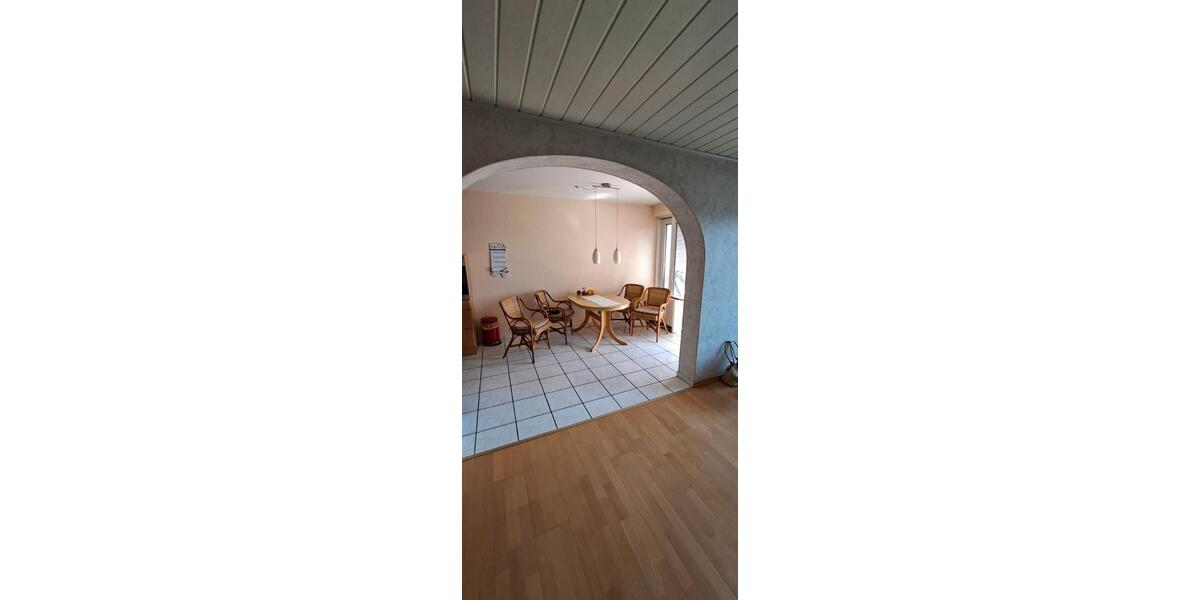 Hochparterre Solingen - 3 Zimmer, 102 m&sup2;, 244.000&euro; | Angebot:26765873