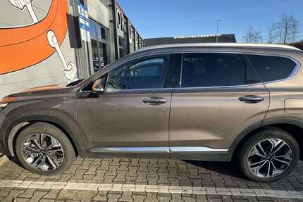 Hyundai SANTA FE 111.000 km 25.000 &euro; gelsenkirchen 45889