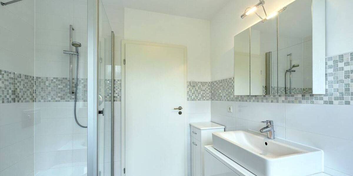 Einfamilienhaus Düsseldorf Angermund - 5 Zimmer, 314 m&sup2;, 1.890.000&euro; | Angebot:25776499