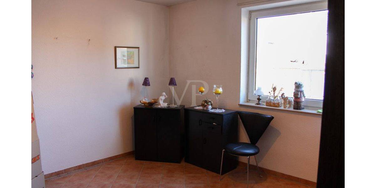 Etagenwohnung Velbert Mitte - 2 Zimmer, 60 m&sup2;, 550&euro; | Angebot:26805181
