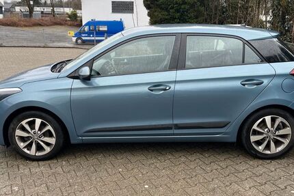 Hyundai i20 86.612 km 8.750 &euro; Schwelm 58332
