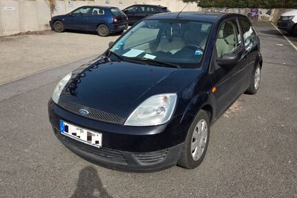 Ford Fiesta 102.000 km 2.300 &euro; Wuppertal 42277