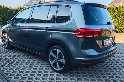 VW Touran 150.000 km 14.999 &euro; Hückeswagen 42499