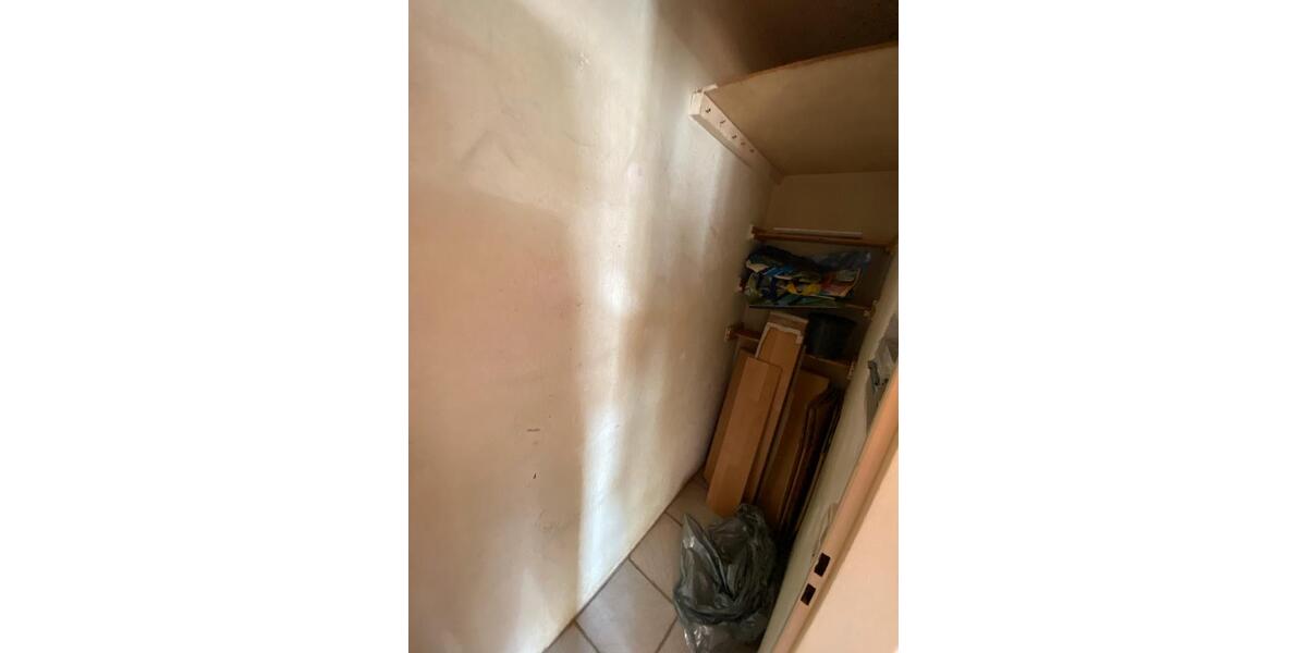 Etagenwohnung Solingen Mitte - 3 Zimmer, 80 m&sup2;, 160.000&euro; | Angebot:25258772