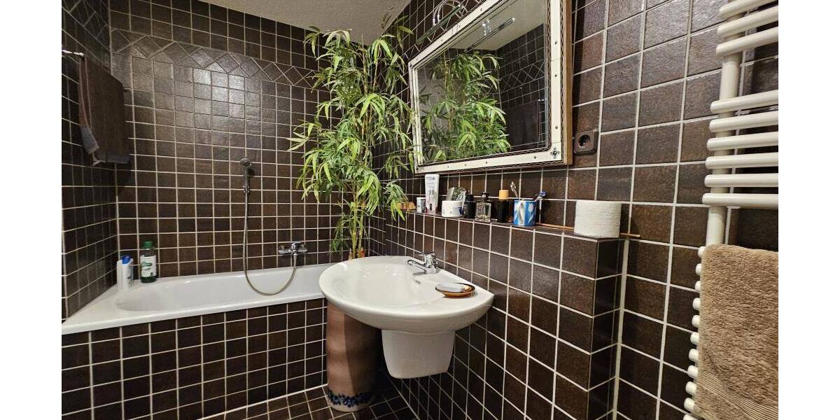 Mehrfamilienhaus, Wohnhaus Solingen Solingen-Mitte - 1 Zimmer, 248 m&sup2;, 650.000&euro; | Angebot:25747787