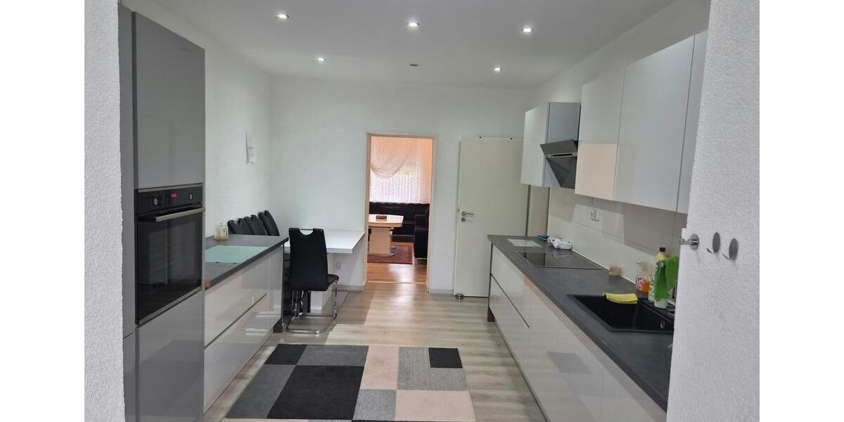 Erdgeschoßwohnung Duisburg Duisburg-Mitte - 2 Zimmer, 60 m&sup2;, 1.500&euro; | Angebot:27541998
