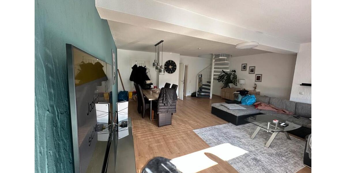 Etagenwohnung Monheim am Rhein - 2 Zimmer, 75 m&sup2;, 860&euro; | Angebot:26042759