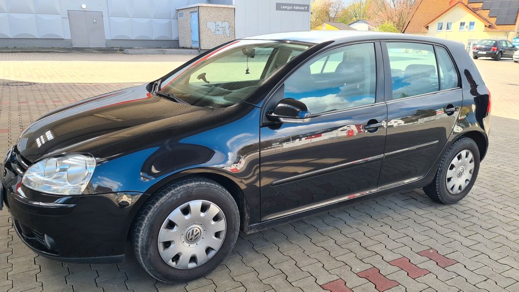 VW Golf 179.000 km 2.700 &euro; Hilden 40724