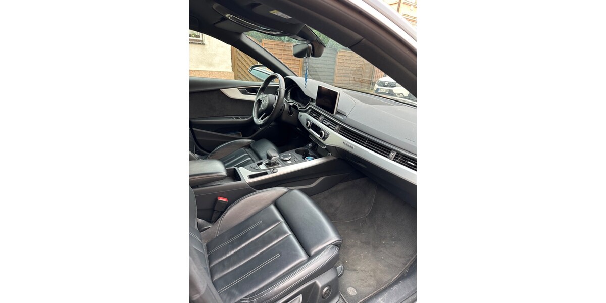 Audi A5 Sportback 132.000 km 28.000 &euro; Solingen 42651